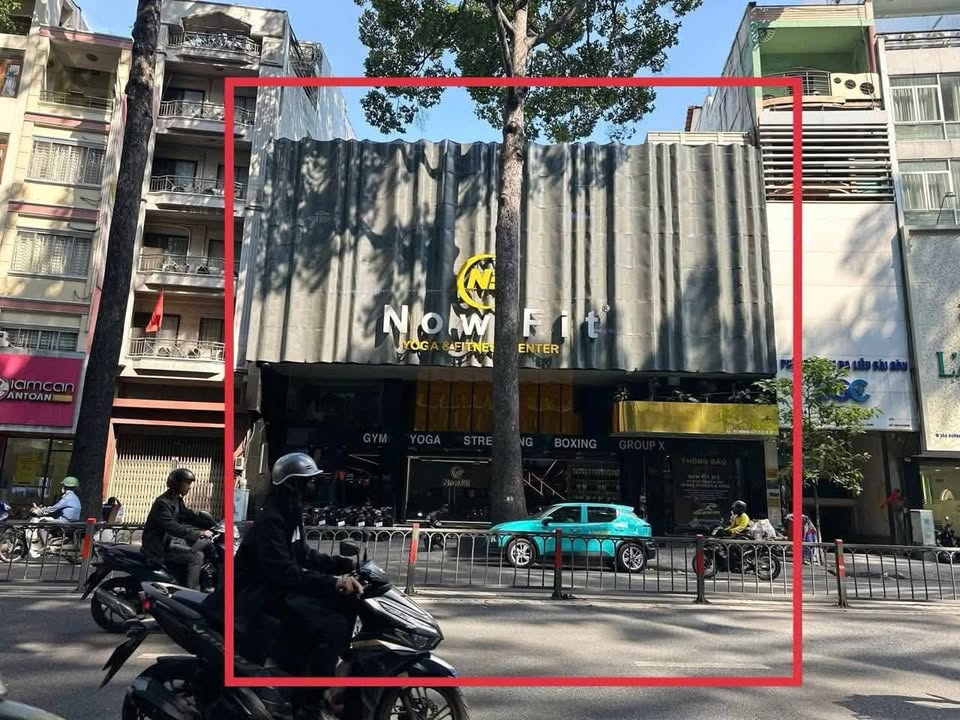 Bán FrontHouse Đường 3-2 Quận 10, Diện tích 499m², Giá 120 tỷ - Cơ hội đầu tư tuyệt vời!