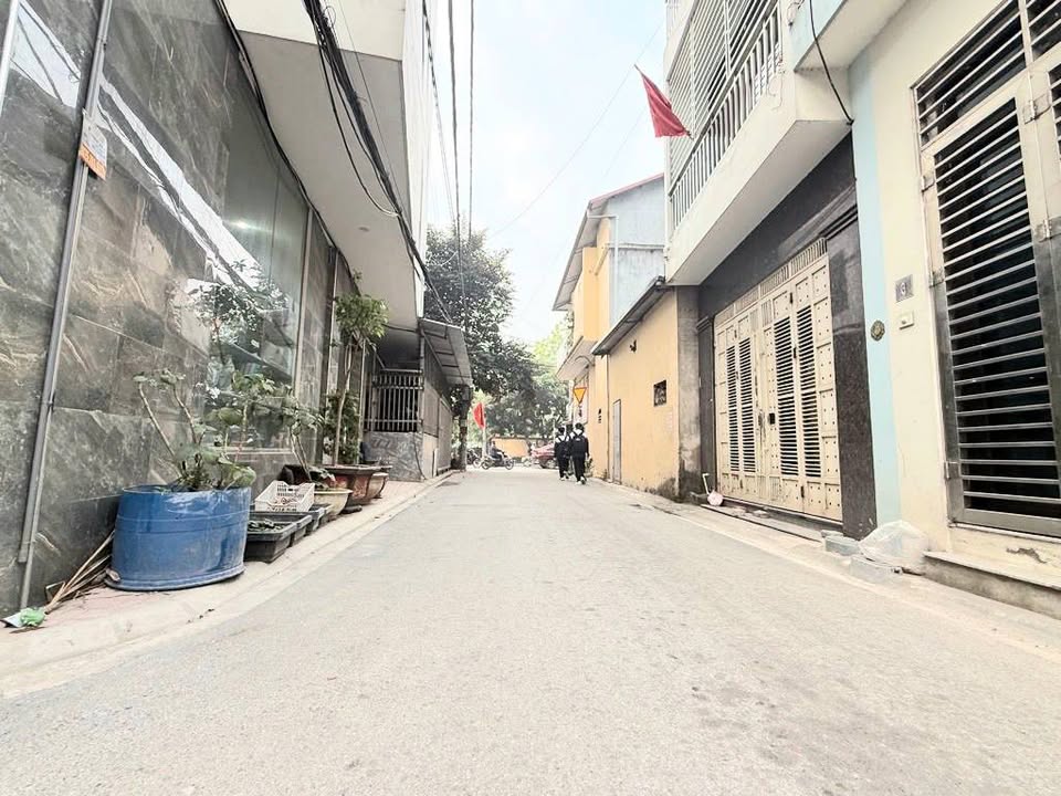 Nhà bán gấp tại Kim Nỗ, Đông Anh 47m² giá 4 tỷ - Ô tô tránh nhau, view triệu đô!