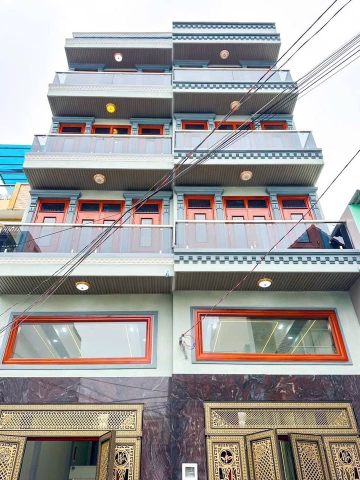 FrontHouse Lê Văn Quới 88m² giá thỏa thuận - Nhà mẫu cổ điển sát mặt tiền