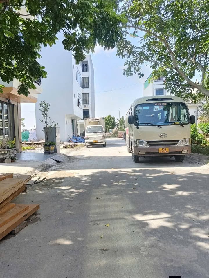 Bán đất TĐC Ngọc Hồi 60m² - Sổ đỏ chính chủ, vị trí đắc địa!