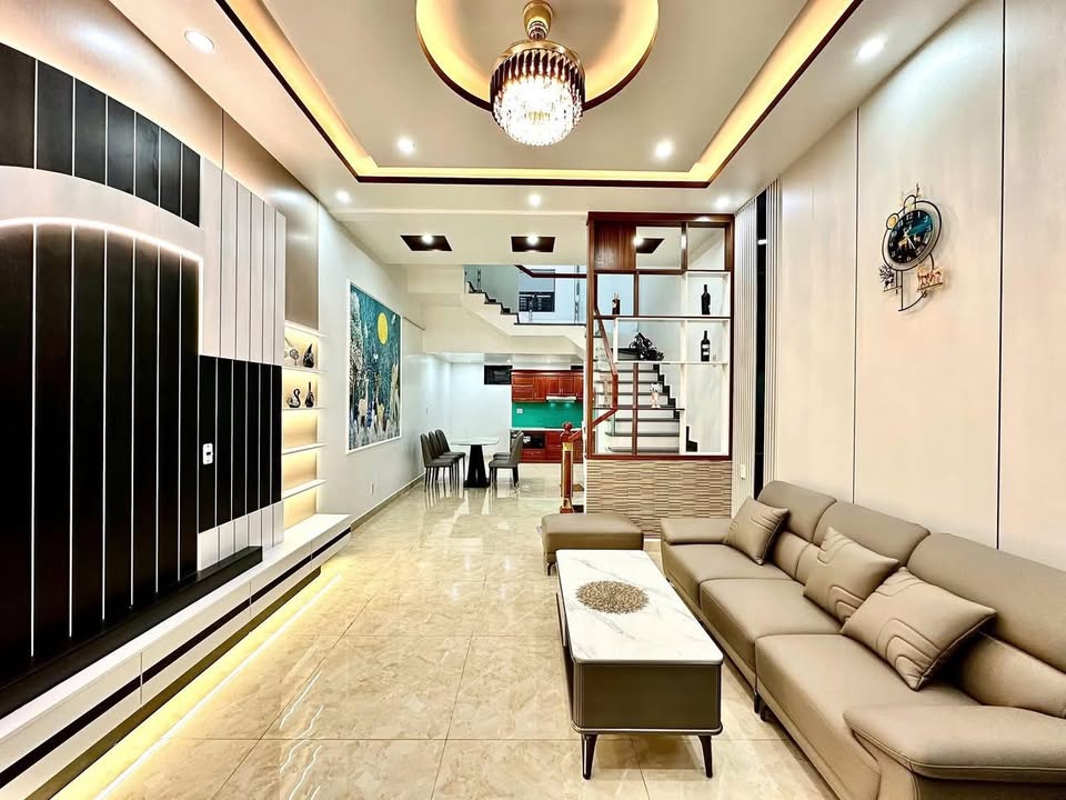 Nhà 4 tầng 60m² ngõ phố Hồ Sen, Lê Chân, Hải Phòng - Giá chỉ 3.95 tỷ!