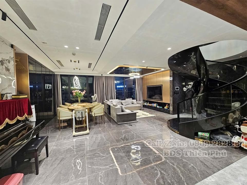 Căn hộ Duplex Sunshine City Quận 7 197m² giá 23 tỷ - Thiết kế thông tầng hiện đại!