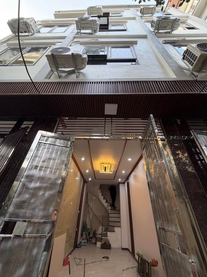 Nhà riêng Lĩnh Nam, Hoàng Mai 20m² giá 5 tỷ - Sổ đỏ đẹp, pháp lý chuẩn!