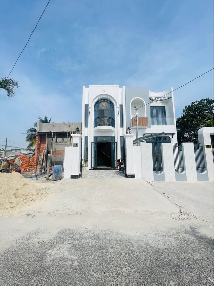 Nhà lầu tại 26 Ngô Quyền, Phường Long Hoa, 83m² giá 1.499 tỷ - Sổ hồng thổ cư chính chủ!