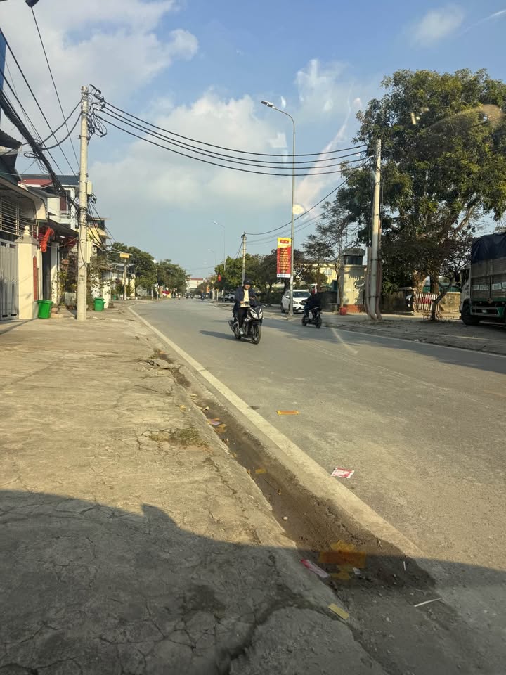 Đất nền Phường Hải Yên Móng Cái 111m² giá chỉ 1 tỷ - Đường ô tô vào tận nơi!