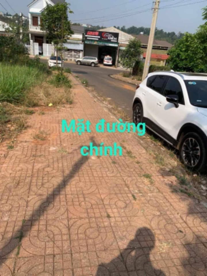 Đất thổ cư 150m² tại Quảng trường Đăk Mil - Giá chỉ 3.5 tỷ!