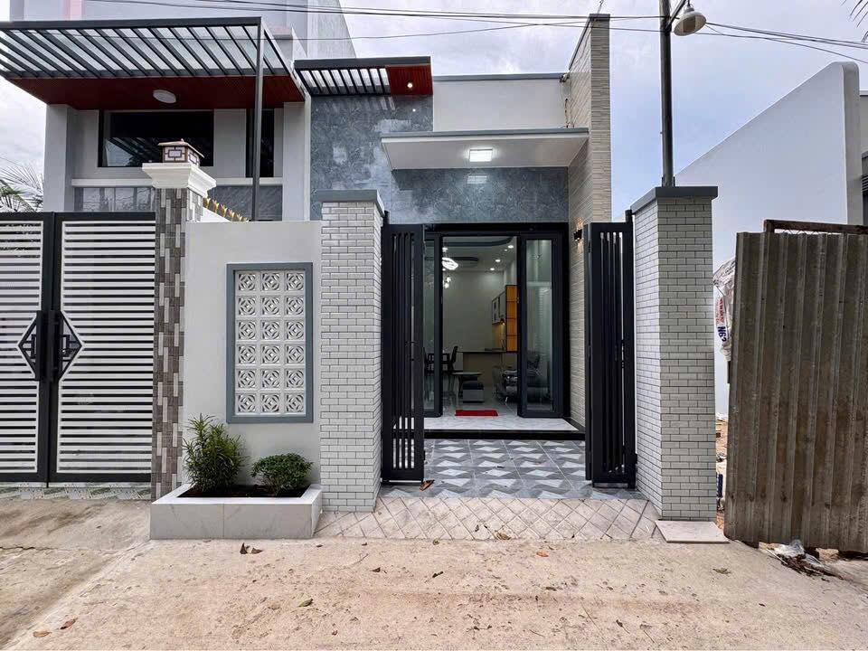 Nhà cấp 4 Huyện Bình Chánh 80m² giá 820 triệu - Gần chợ đầu mối Bình Điền!