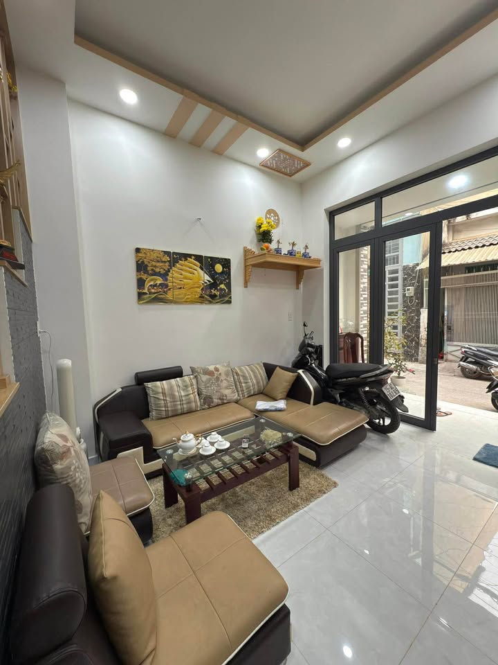 Nhà bán Tân Phú 48.8m² giá 4 tỷ - Cơ hội đầu tư tuyệt vời gần AEON MALL