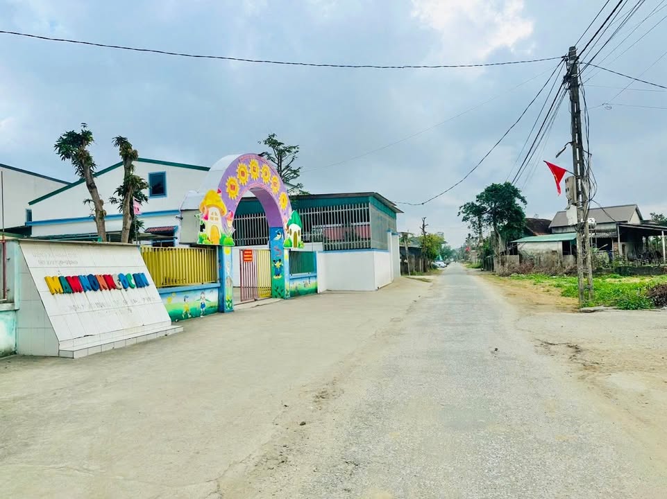 FrontHouse Ninh Viết Giao 96m² giá 2.8 tỷ - Mặt tiền đường lớn, vị trí đắc địa!