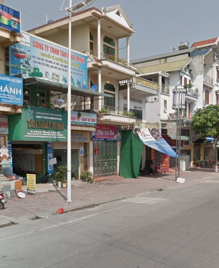 Nhà phố Trần Nhân Tông Móng Cái 105m² giá 8 tỷ - Vị trí vàng, kinh doanh đỉnh!