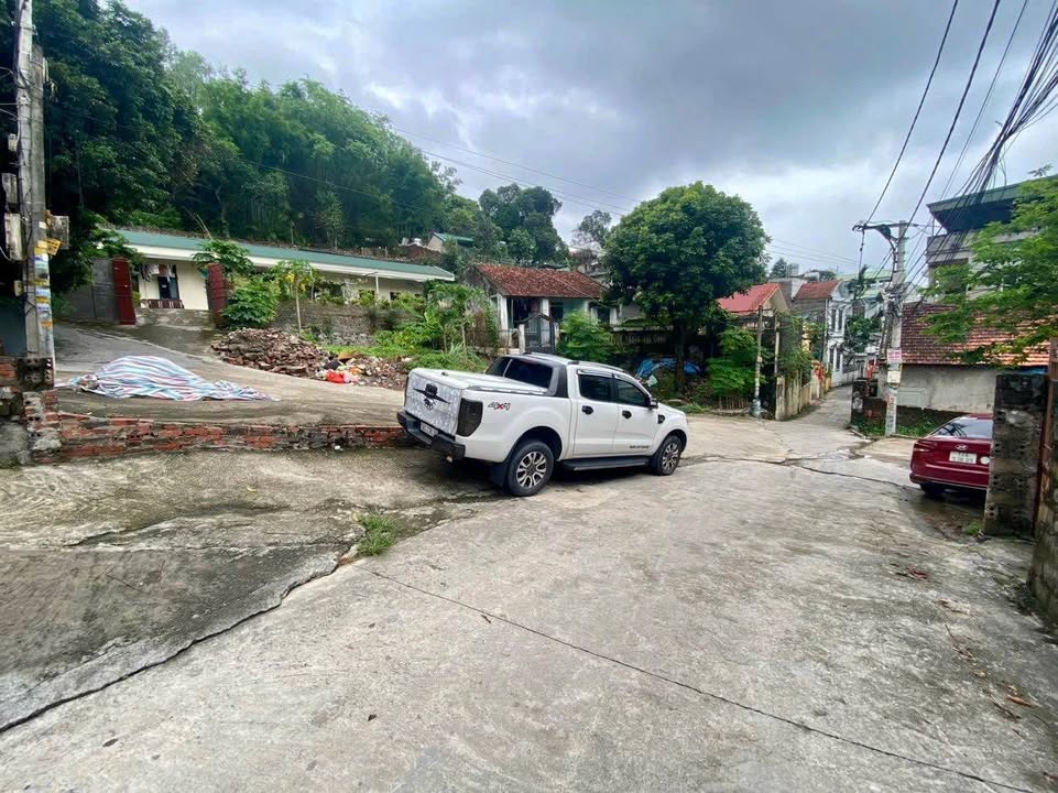 Nhà ô góc KĐT Bò Sính, Cao Thắng 67m² giá 2.3 tỷ - Full xây dựng, thuận tiện ô tô