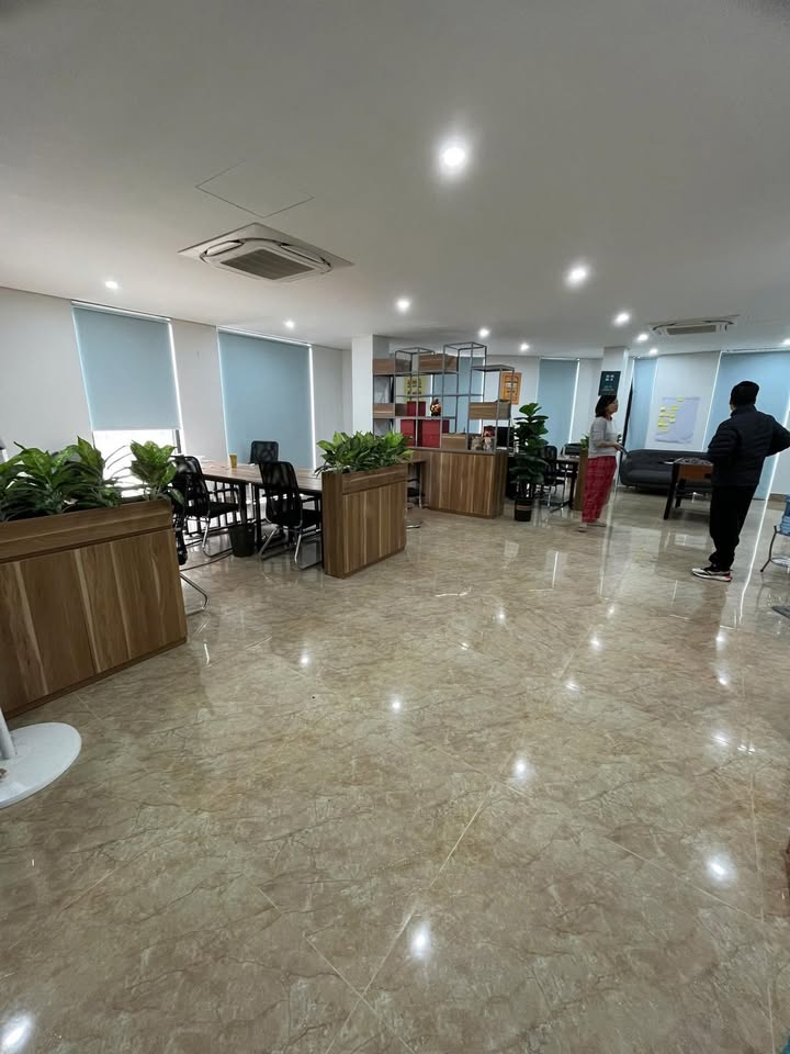 Văn phòng cho thuê tại Himlam Vạn Phúc, quận Hà Đông, 120m² chỉ 16 triệu/tháng - Tòa lô góc thoáng mát!