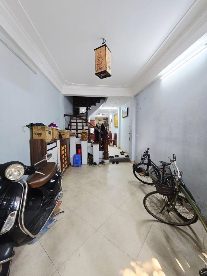 Nhà phố Đức Thắng 52m² giá 9 tỷ - Ô tô vào tận nhà, kinh doanh tốt!