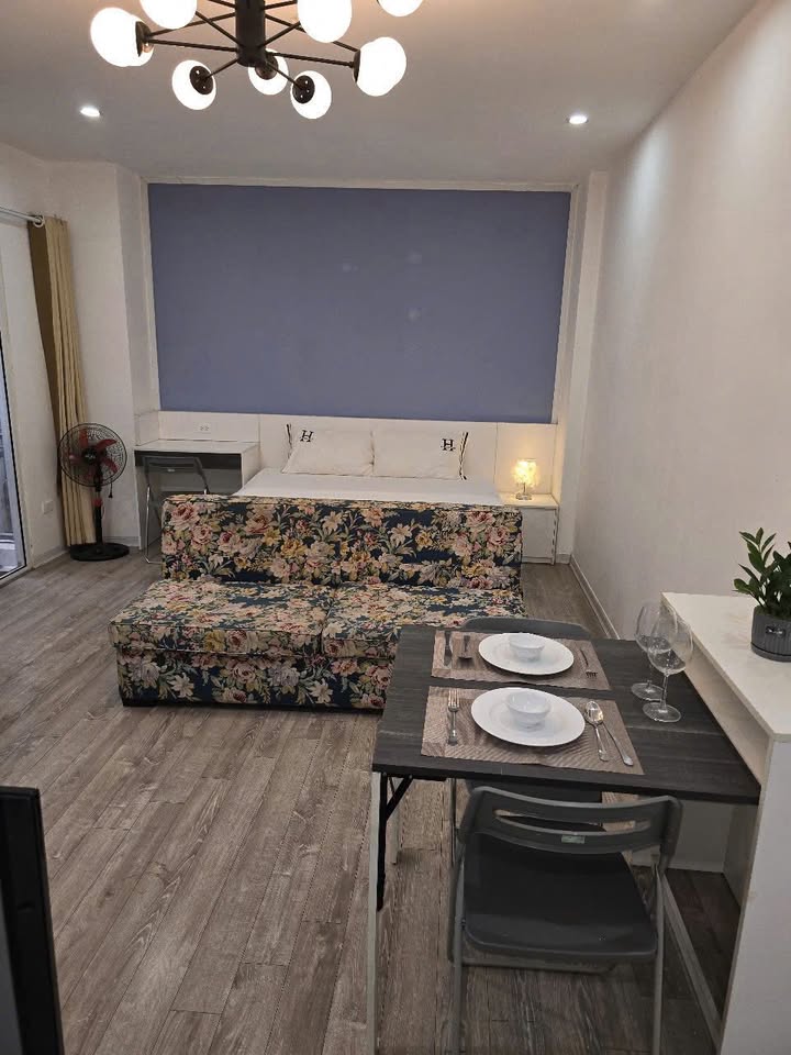 Căn hộ cho thuê ngõ 334 Nghi Tàm, Quận Tây Hồ - Full nội thất, sẵn sàng vào ở!