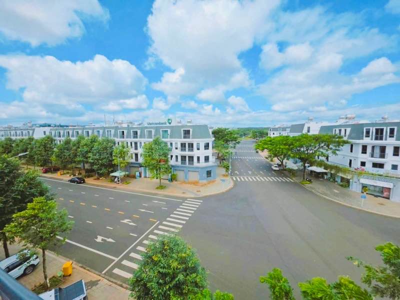 FrontHouse khu ECOCITY Buôn Ma Thuột 370m² giá 13.9 tỷ - Thích hợp kinh doanh