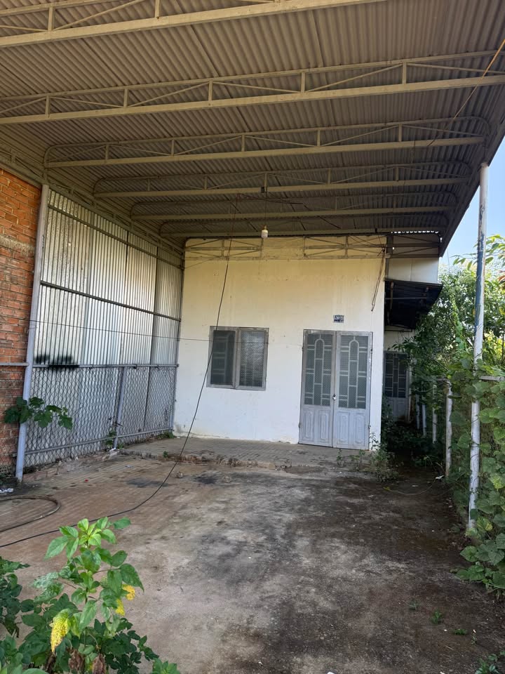 Nhà riêng Phan Huy Ích, Bảo Lộc 135m² giá 1.36 tỷ - Sổ hồng riêng, dễ dàng sở hữu!