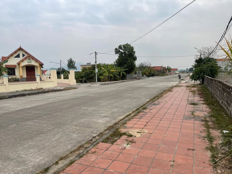 Đất nền khu rau sạch Lê Lợi Hạ Long 100m² giá chỉ hơn 1 tỷ - Cơ hội đầu tư hấp dẫn!