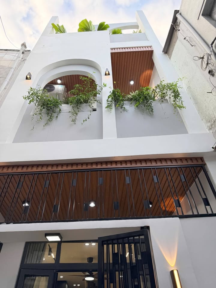 Nhà 3 tầng đường Điện Biên Phủ 150m² giá 46.5 tỷ - Thiết kế hiện đại!