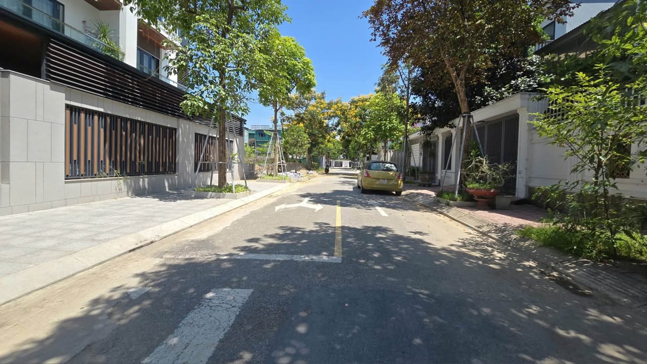 Đất nền khu HUD Nguyễn Du 129.6m² giá 5 tỷ - Vị trí đắc địa cho đầu tư sinh lời!