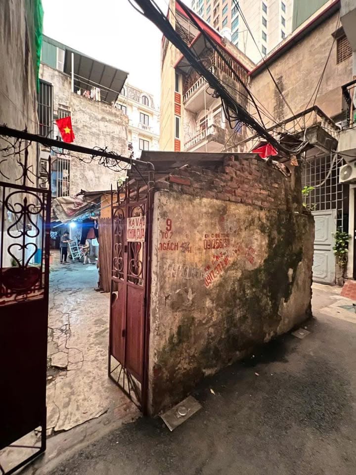 Đất nền Khương Trung 60m² giá 9.9 tỷ - Căn góc 2 mặt tiền, xây nhà ở lý tưởng!