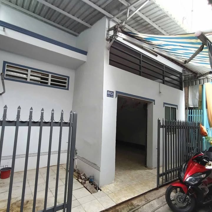 Nhà cấp 4 cho thuê tại Phường Đội Mỹ Hòa, Long Xuyên - Giá 2,5 triệu/tháng