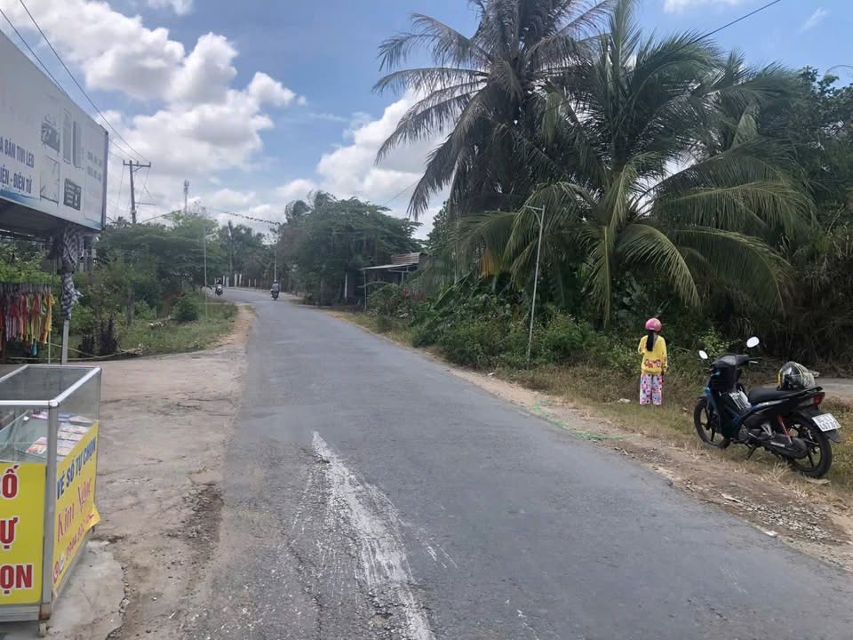 Bán gấp FrontHouse mặt tiền Trương Văn Kỉnh 245m² giá 2 tỷ - Thương lượng chính chủ!