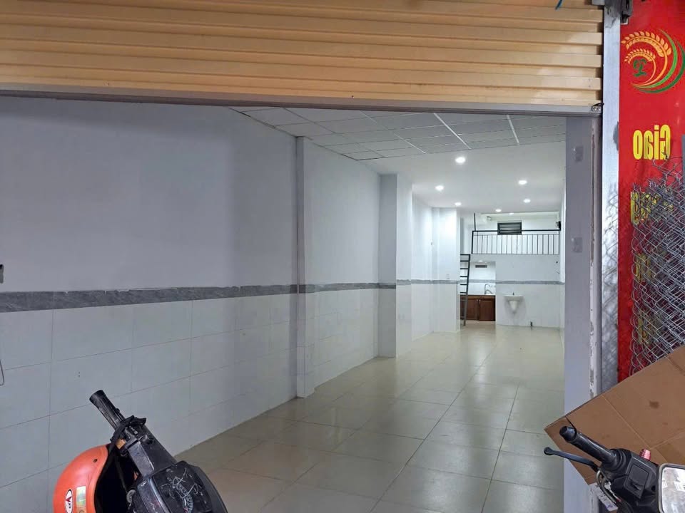 Mặt bằng chợ Căn Cứ Gò Vấp - 50m² - Kinh doanh thuận lợi