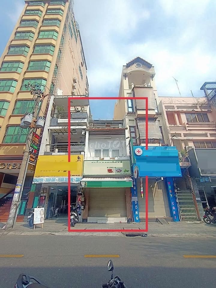 Cho thuê mặt tiền Ngô Tất Tố 30m² giá 18 triệu - Kinh doanh nhộn nhịp ngay đối diện ĐH Tôn Đức Thắng!