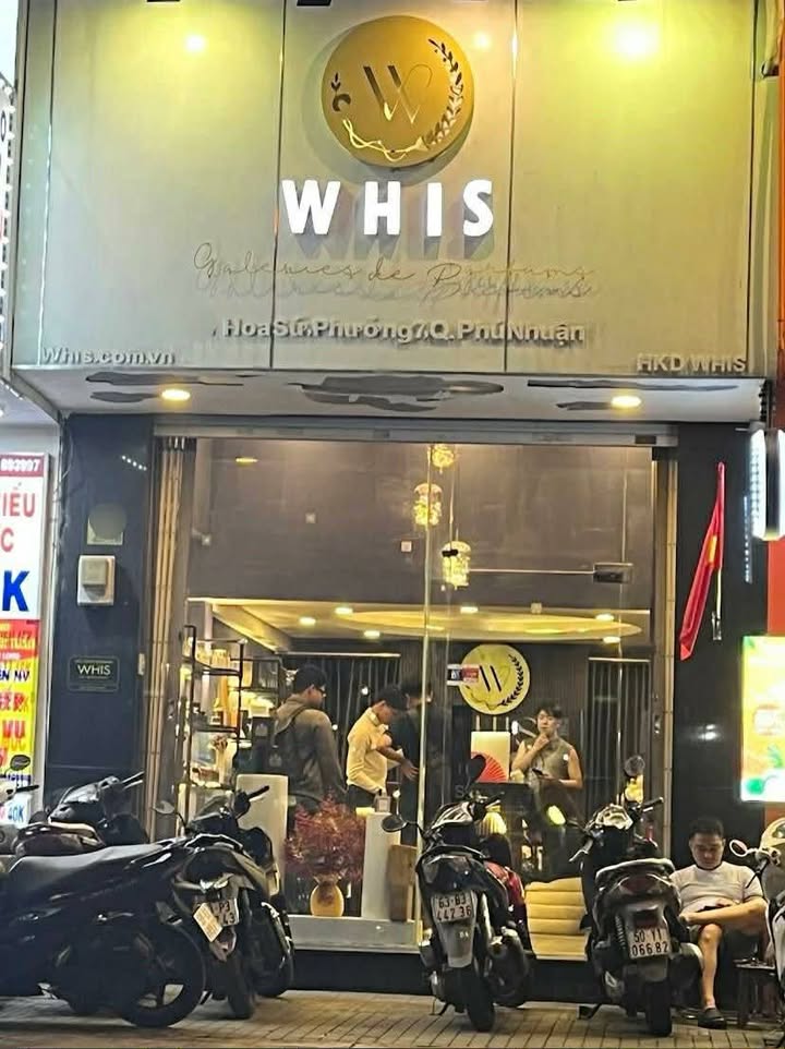 Nhà mặt tiền đường Hoa Sứ, Phú Nhuận, 40m² - Thích hợp mọi mô hình kinh doanh!