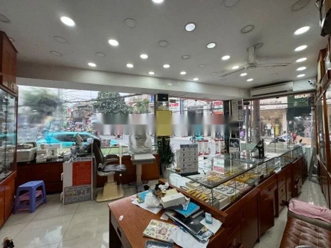 Nhà 2 Mặt Tiền cho thuê tại Lê Quang Định, Bình Thạnh 32m² - Giá chỉ 45 triệu/tháng!