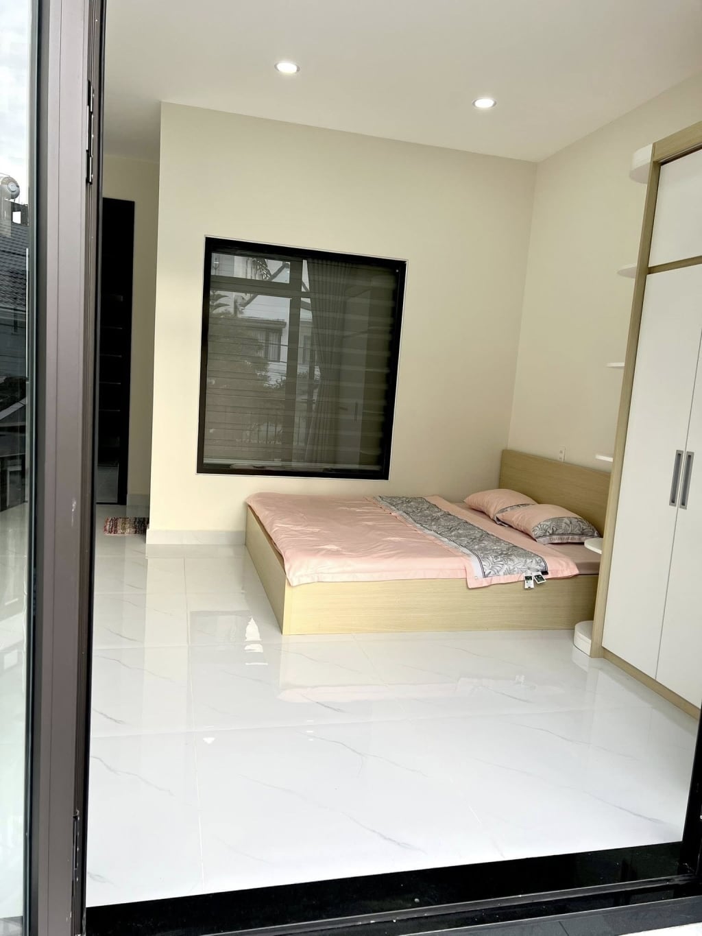 Nhà nguyên căn cho thuê Đường Vạn Hạnh, Đà Lạt 90m² - Nội thất đầy đủ, thích hợp kinh doanh!