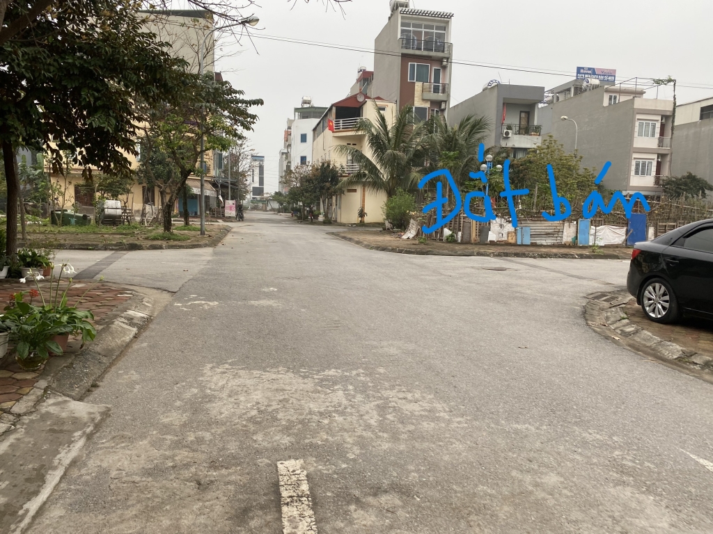 Bán đất Hoà Lạc 112m² giá 2.5 tỷ - Khu dân cư hiện hữu, gần hồ Tân Xã!