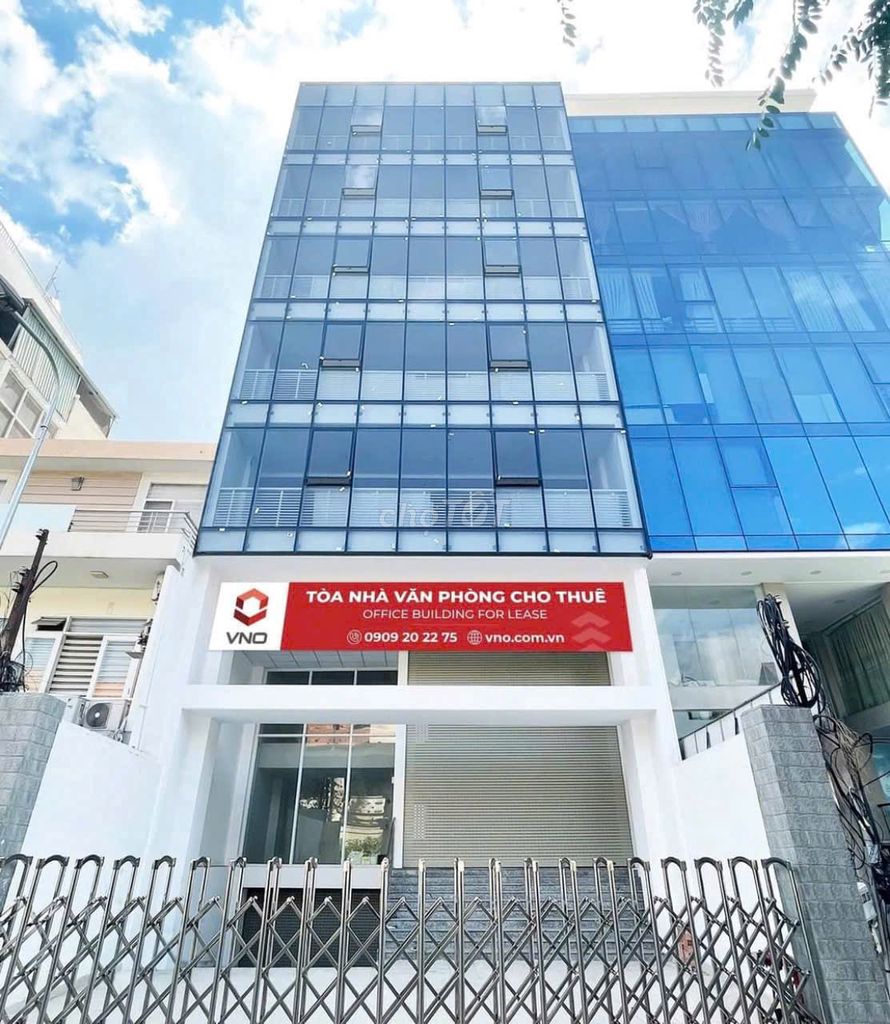 Building Mặt Tiền Đường Huỳnh Tịnh Của Quận 3 1200m² - Thang máy và PCCC hiện đại, sử dụng ngay!