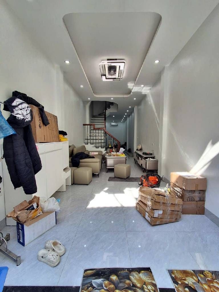 Nhà 46m² Phường Quan Hoa, Cầu Giấy giá 8.4 tỷ - Nở hậu đẹp, 2 mặt thoáng!