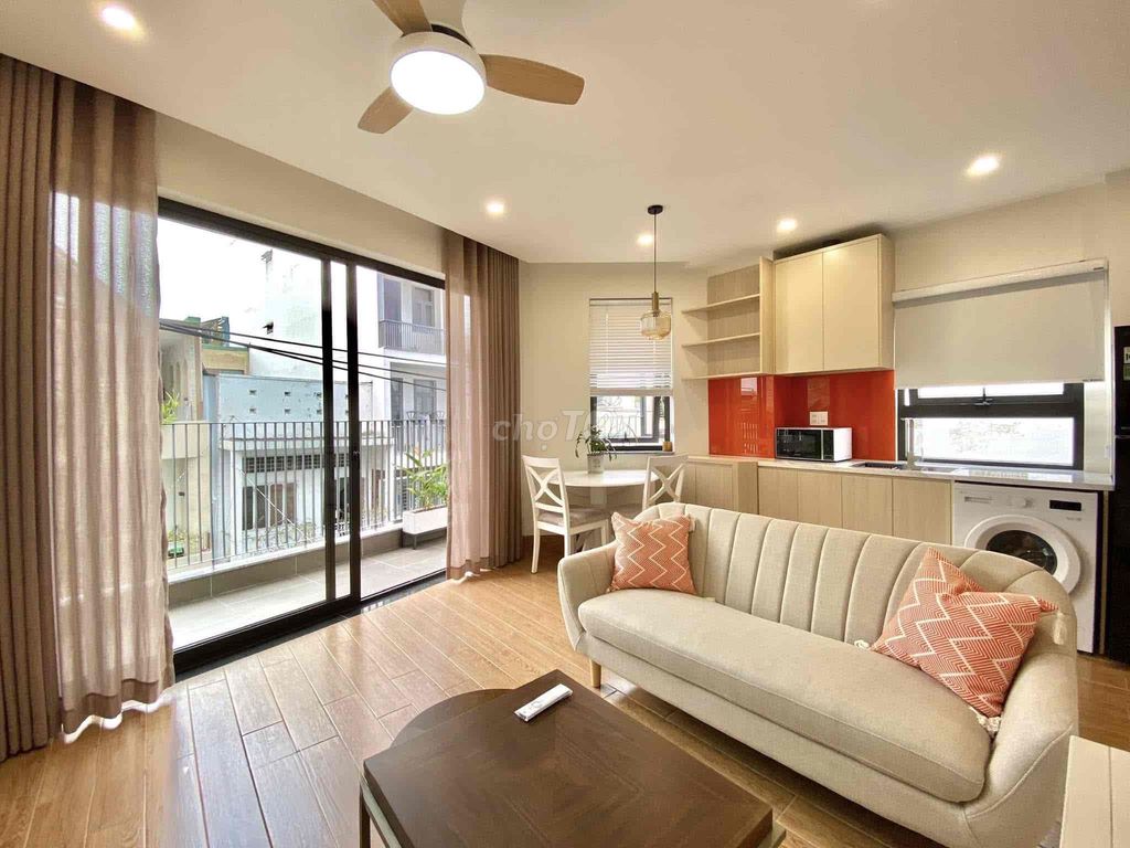 Căn hộ 1PN Đường Nguyễn Cửu Vân 45m² giá 8 triệu - Nội thất cao cấp, ban công thoáng mát!
