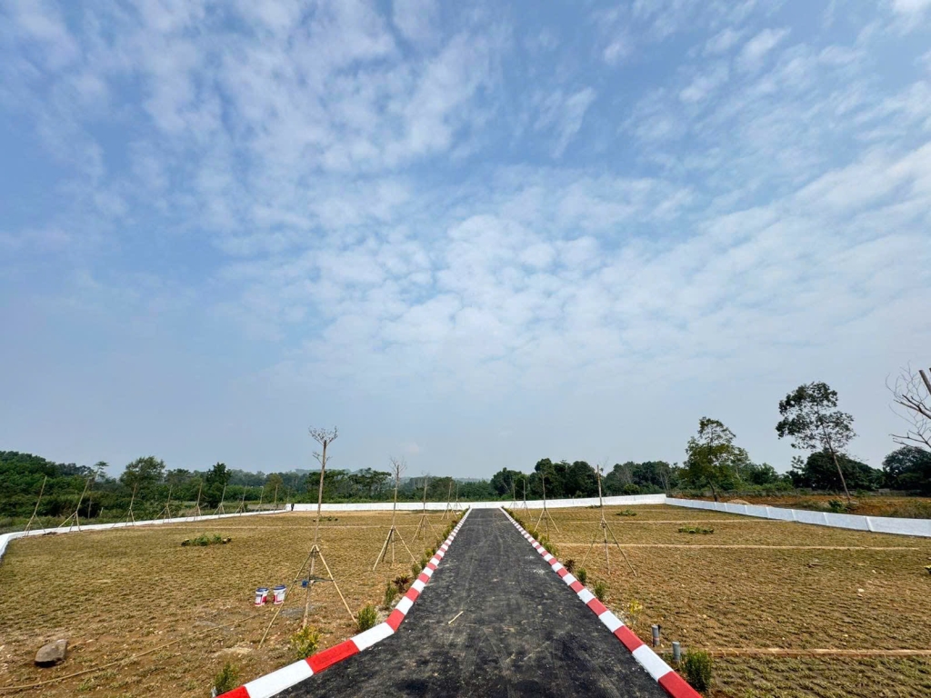 Bán lô góc 590m² Cư Yên, Lương Sơn – 2 mặt tiền tại trung tâm nghỉ dưỡng