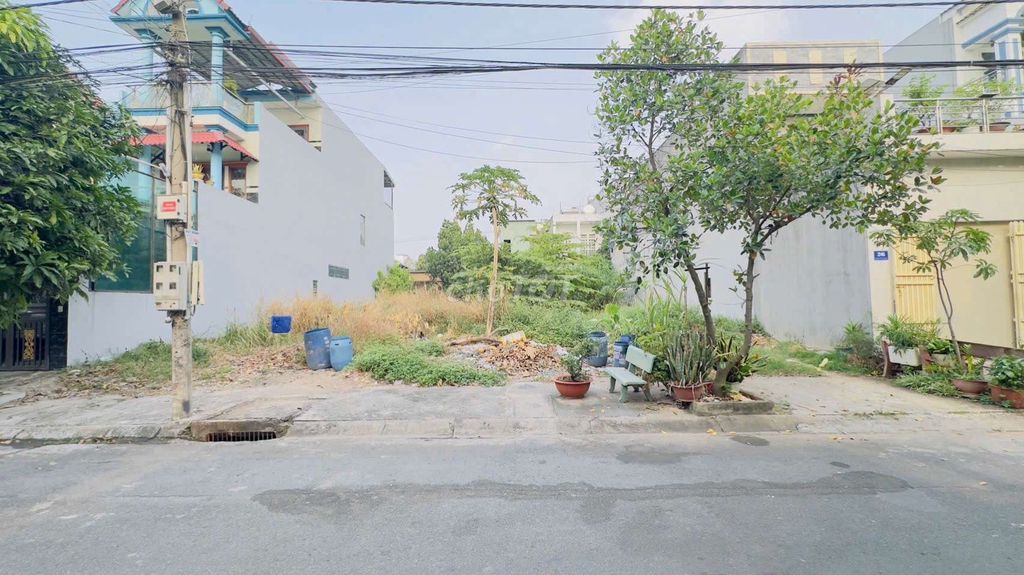 Đất mặt tiền gần BigC GO, phường Đông Hòa, TP Dĩ An 97,9m² giá 5,35 tỷ - Đầu tư sinh lời ngay!