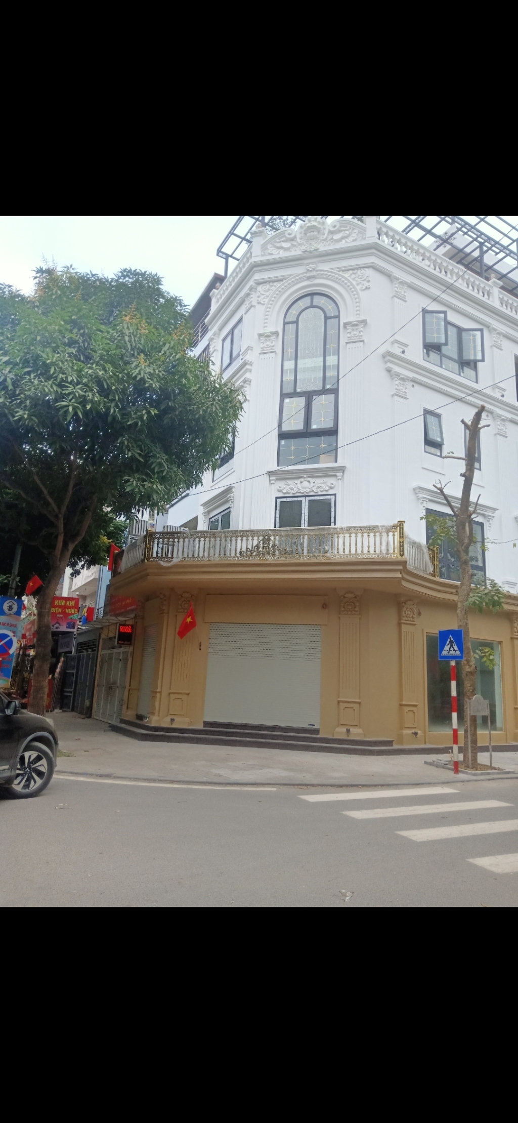 Nhà phố lô góc Phú La 135m² giá 54.39 tỷ - Kinh doanh đỉnh cao!