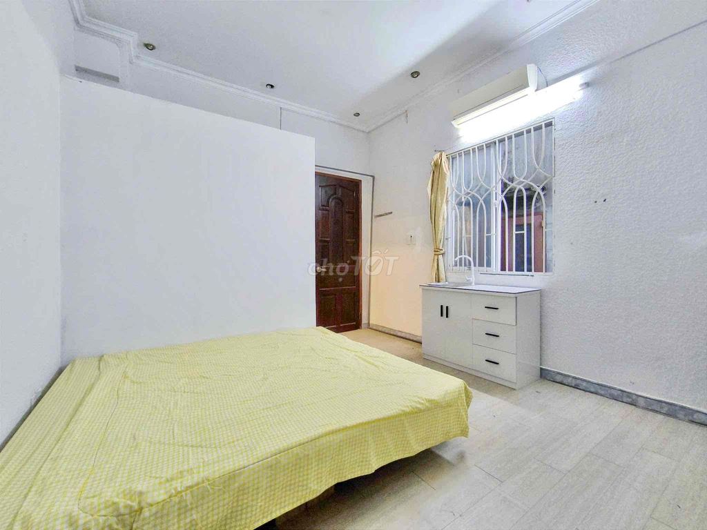 Phòng Studio Full Nội Thất Tại Ni Sư Huỳnh Liên, Quận Tân Bình - 3.8 triệu/ tháng