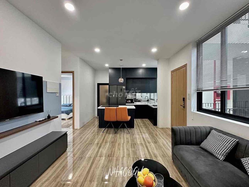 Căn hộ 2PN ngay Lý Thường Kiệt, Quận 10 - Full nội thất cao cấp chỉ 12.5 triệu!