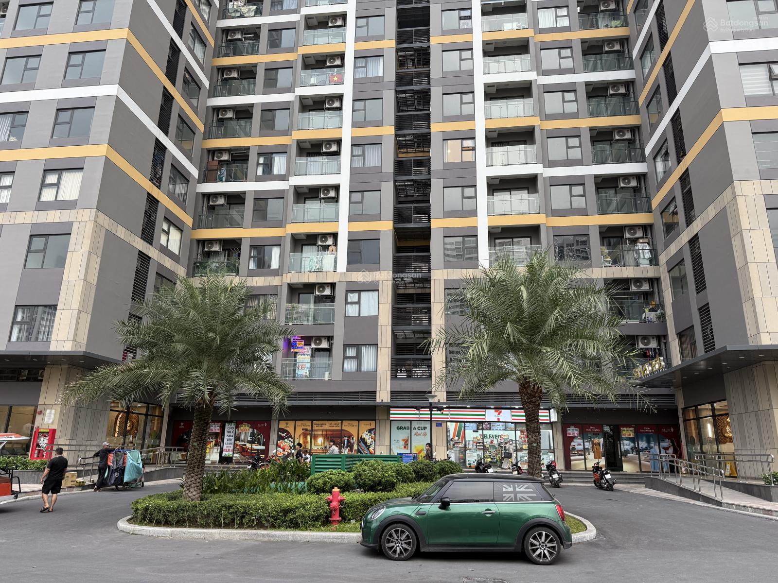 Shophouse Vinhomes Grand Park Quận 9, 100m² giá 13,45 tỷ - Cơ hội đầu tư lý tưởng!