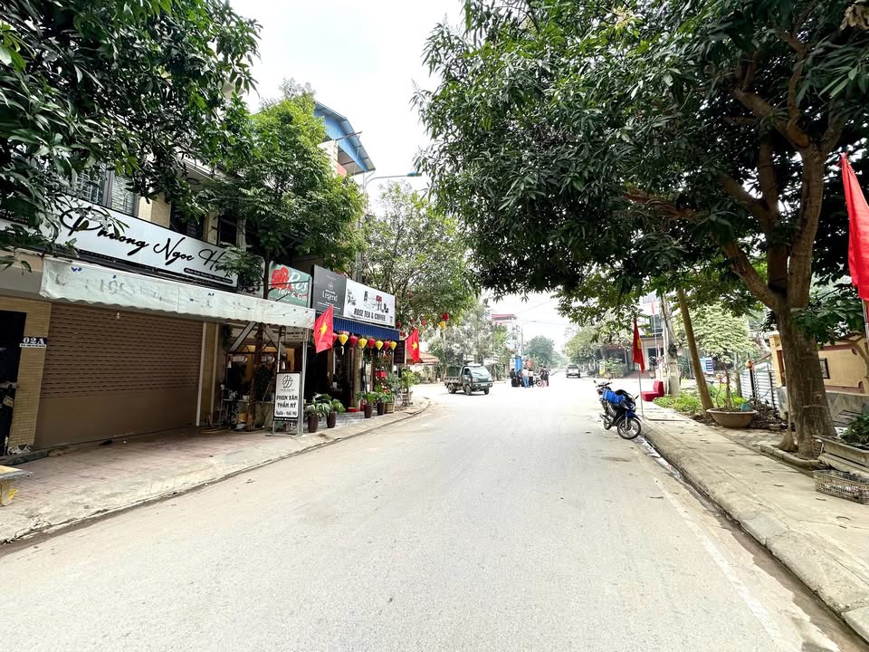 Nhà 3 tầng Phan Đình Phùng 100m² giá 5 tỷ - Vị trí vàng hiếm có