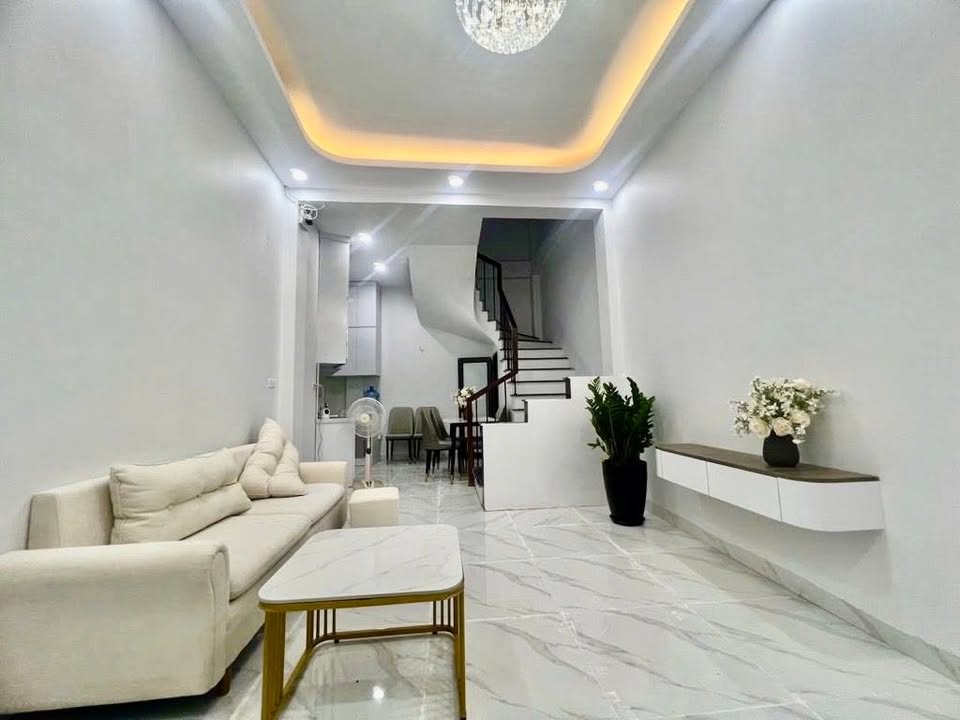 Nhà phố Trương Định 33m² giá 7 tỷ - Full nội thất, sẵn sàng vào ở!