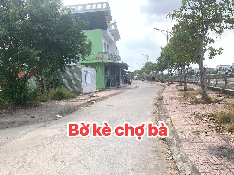 Đất nền bờ kè chợ Bà, Bình Minh 47m² giá 1.09 tỷ - Tiện ích hoàn hảo gần chợ!