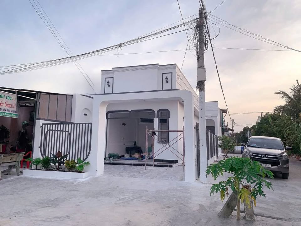 Nhà 2 mặt tiền đường Nguyễn Văn Linh, Tây Ninh 56m² giá 1.68 tỷ - Mặt tiền sáng nhất khu vực!