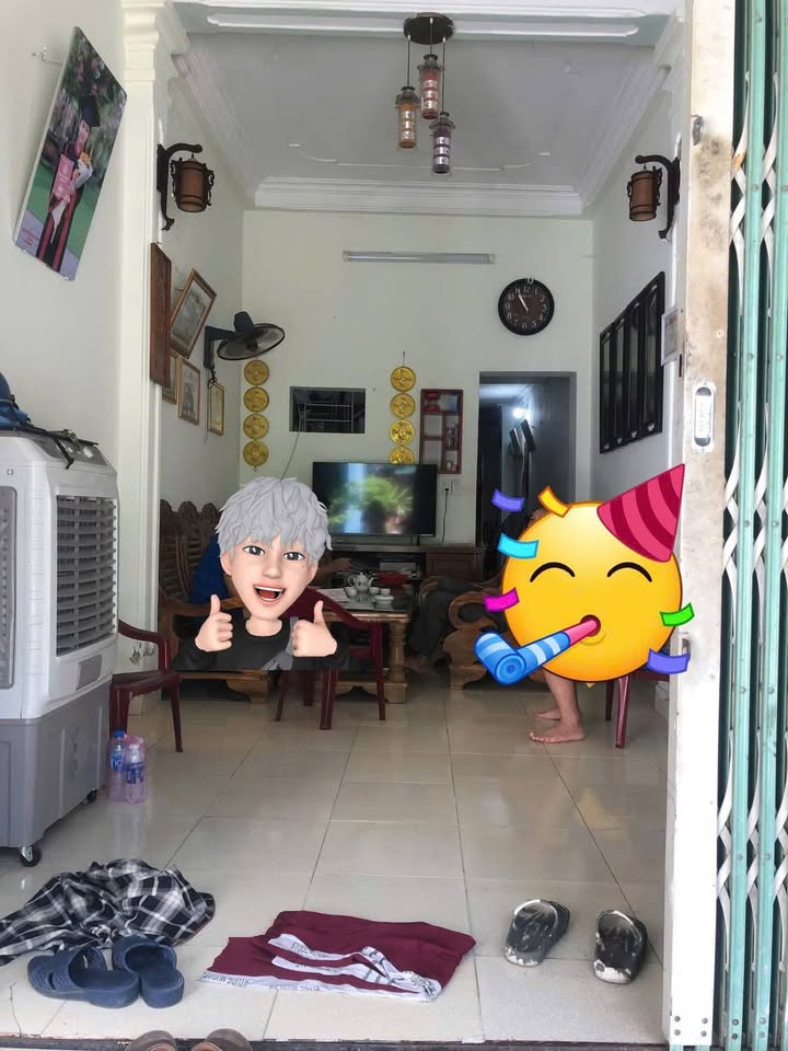 Nhà 2 tầng gần hồ Đội Cung, phường Trường Thi, 55.5m² giá chỉ 2 tỷ - Tiện ích đầy đủ!