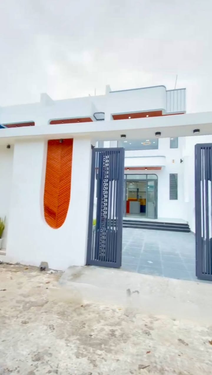 Nhà chính chủ bán gấp tại Mỹ Hạnh, 125m², giá 2.25 tỷ - Sổ hồng riêng, thổ cư 100%