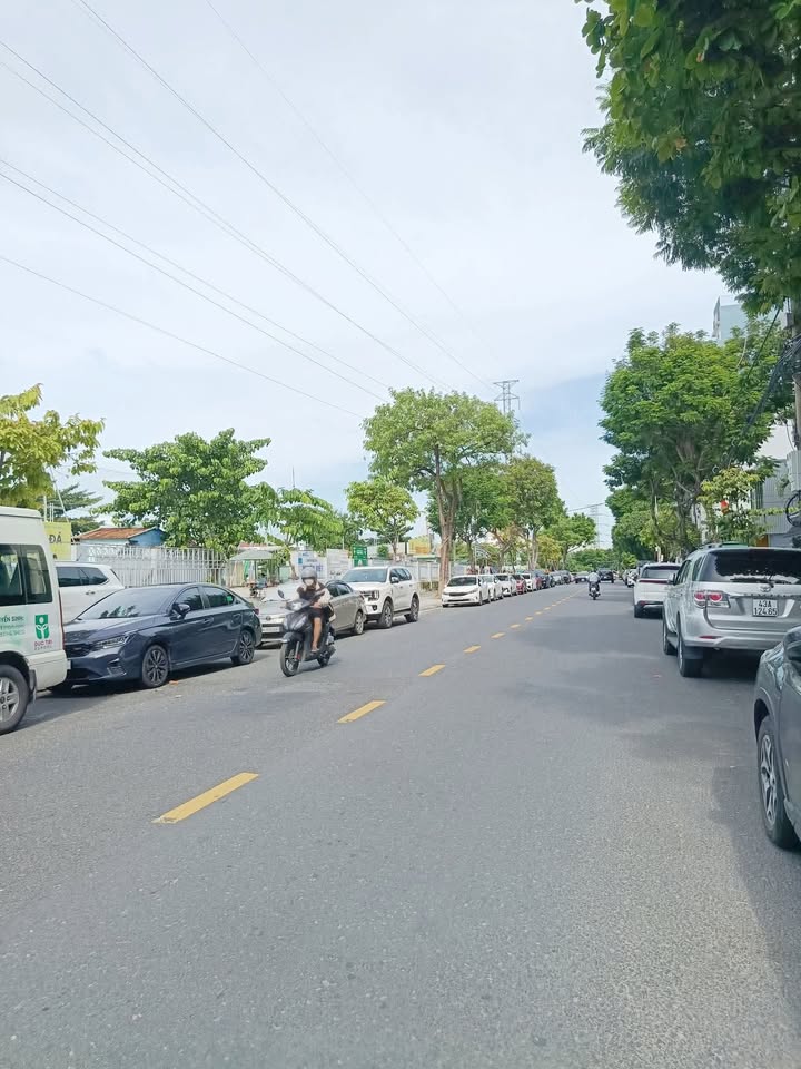 Nhà mặt đường Tiểu La, Đà Nẵng 143m² giá 14 tỷ - Kinh doanh sầm uất, mới đẹp!