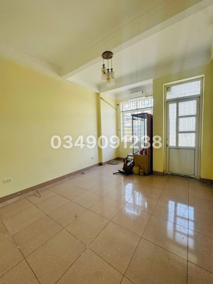 Nhà phố Phường Đông Thọ, 75m² giá 3 tỷ - Ô tô vào tận nhà!