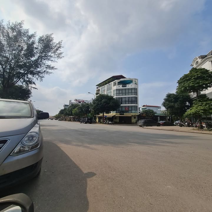 Đất nền Thạch Bàn, Long Biên 72m² giá 14 tỷ - Đầu tư tiềm năng không thể bỏ qua!